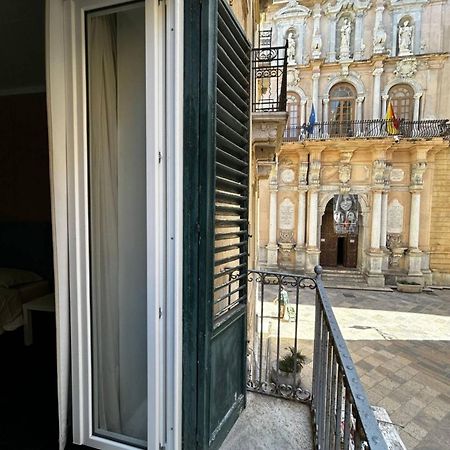 Апартаменти Casa Garibaldi Трапані Екстер'єр фото