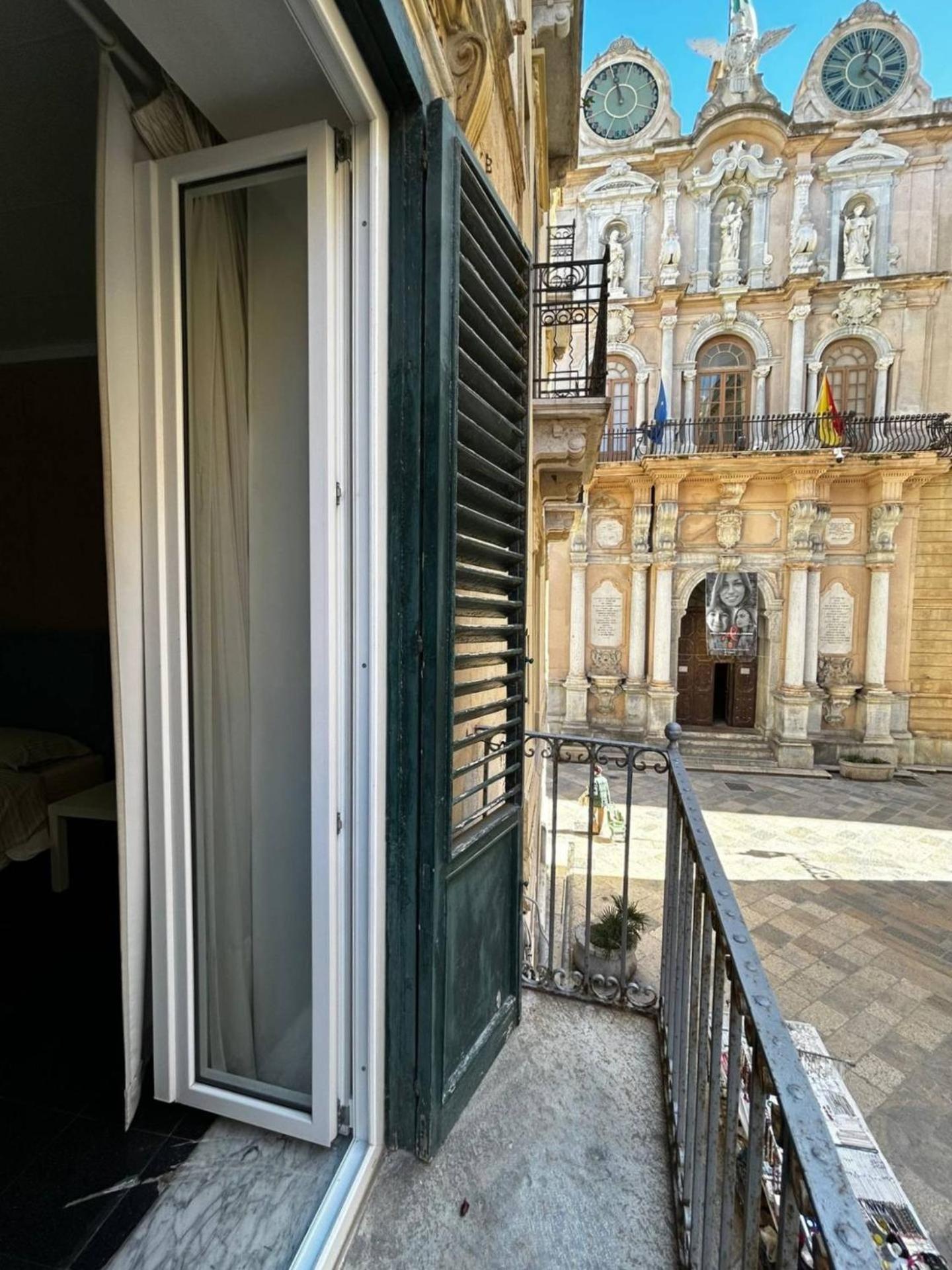 Апартаменти Casa Garibaldi Трапані Екстер'єр фото